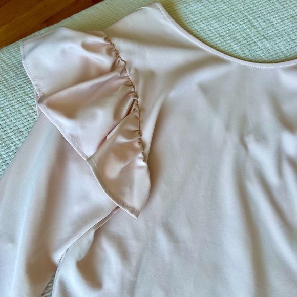 Pastel pink blouse with ruffles - Picture 6 of 10